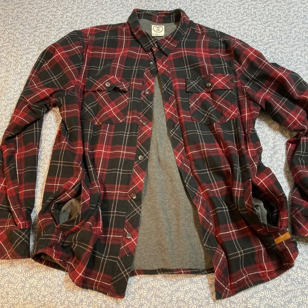 Men's Voyager Thermal Lined Flannel Buttondown Shirt with Lined Pockets - Large